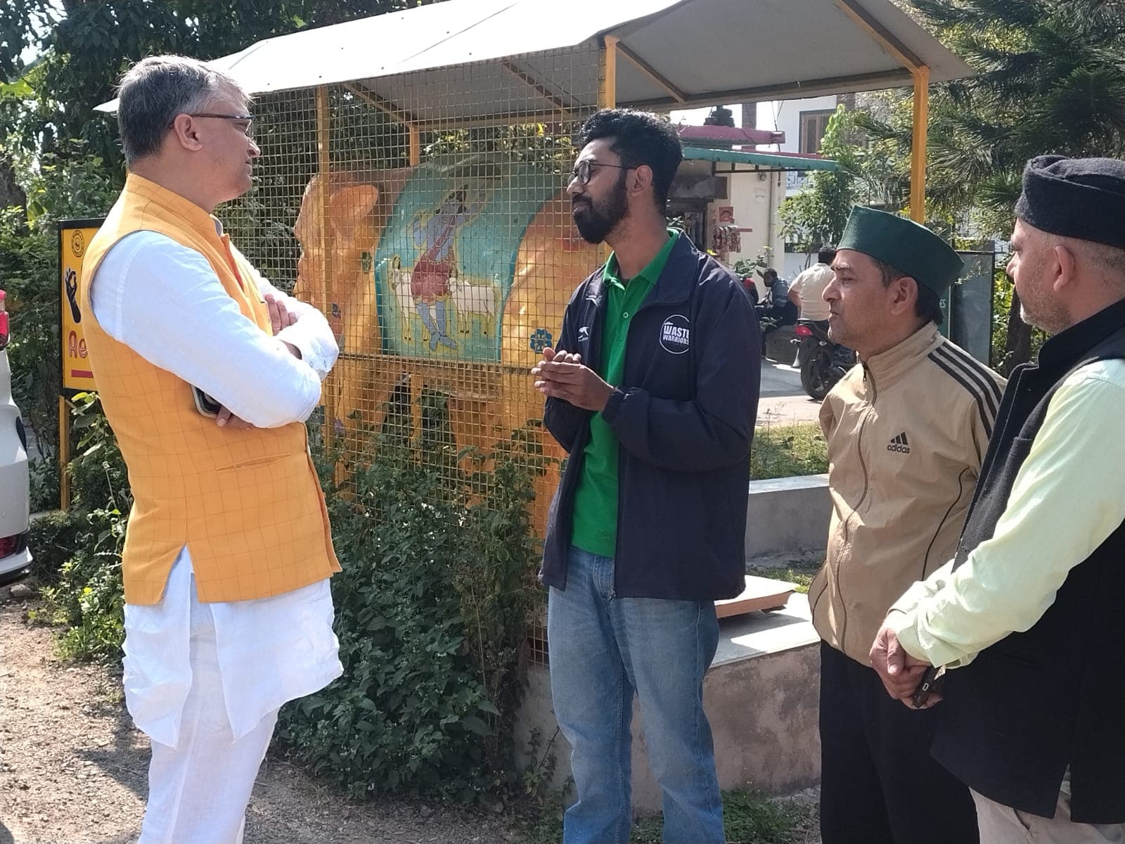 सामाजिक कार्यकर्ताओं से मुलाकात